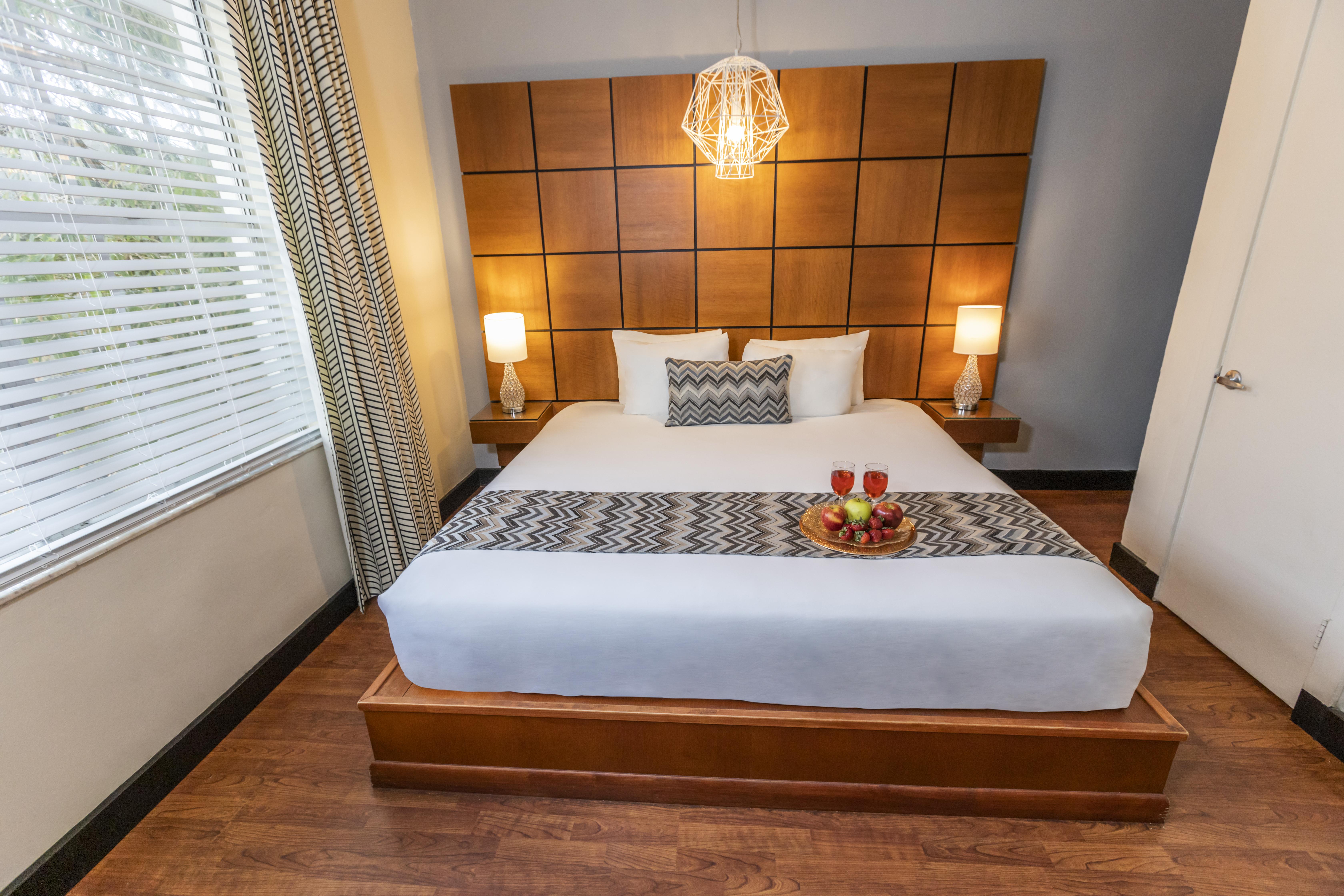 Chesterfield Hotel & Suites Майами-Бич Экстерьер фото