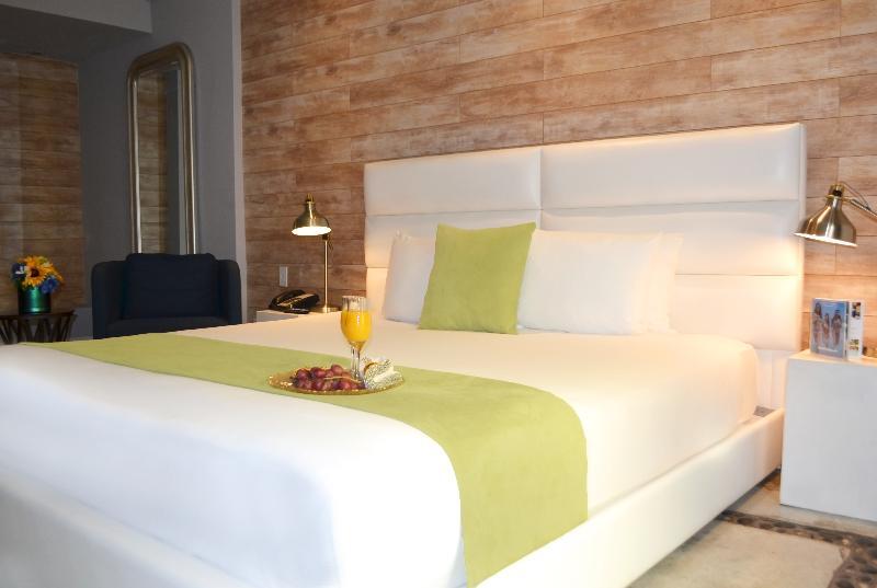 Chesterfield Hotel & Suites Майами-Бич Экстерьер фото